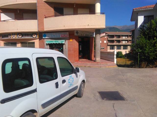 Clínica veterinaria en La Adrada